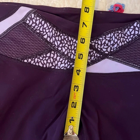 Lululemon purple leggings 4 - Picture 9 of 9